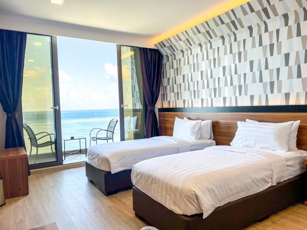 Triton Prestige Seaview And Spa Maafushi Kültér fotó
