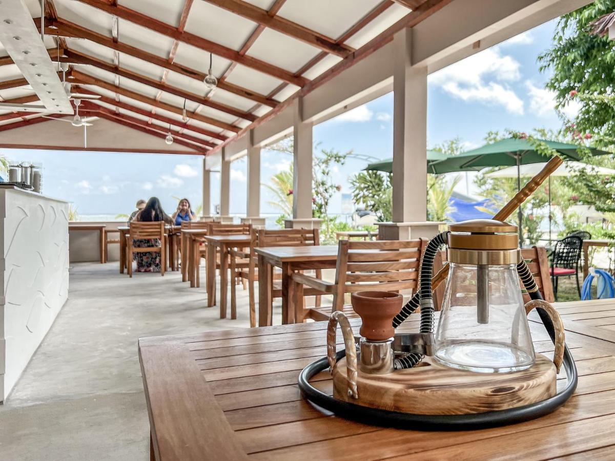 Triton Prestige Seaview And Spa Maafushi Kültér fotó
