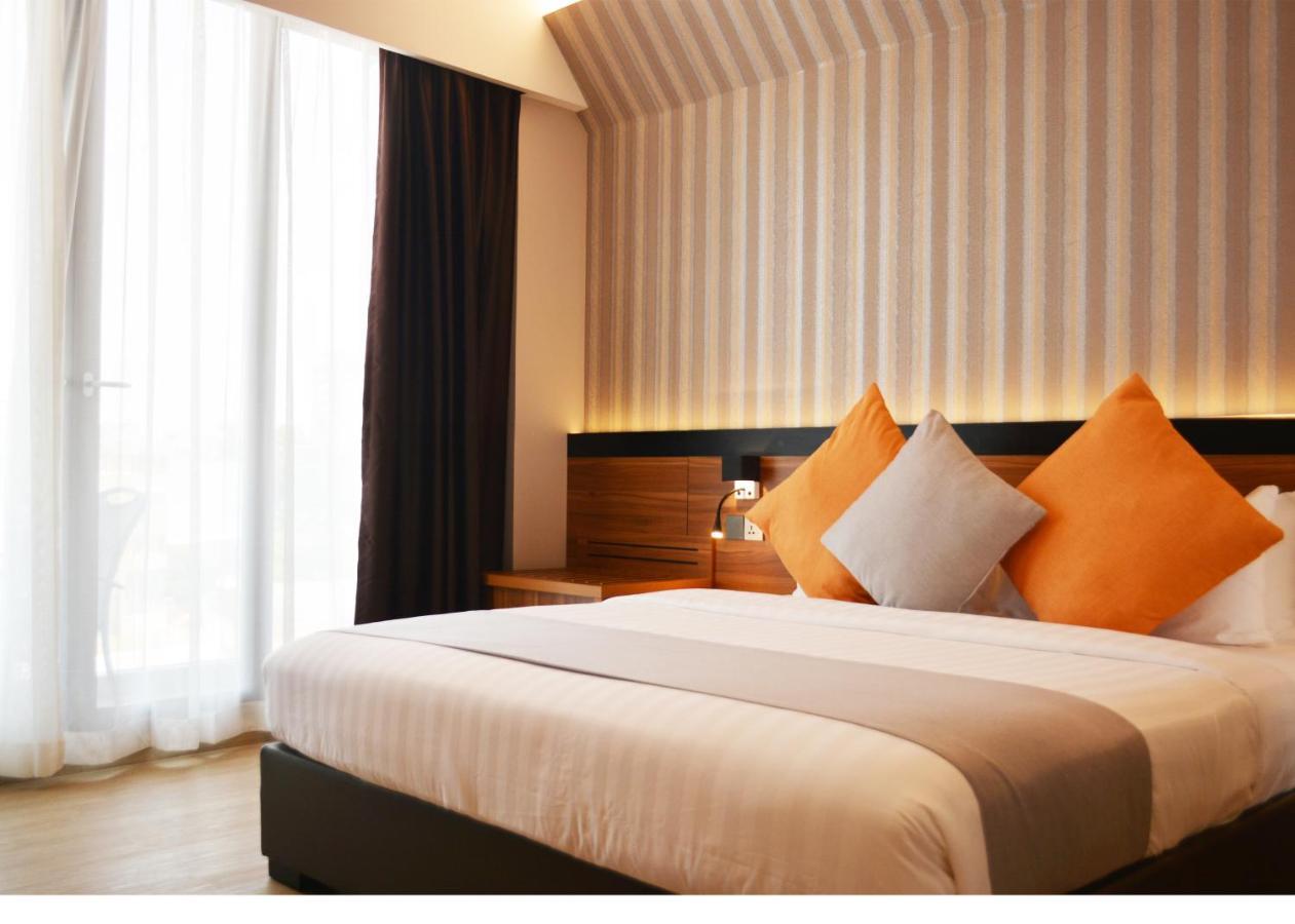 Triton Prestige Seaview And Spa Maafushi Kültér fotó