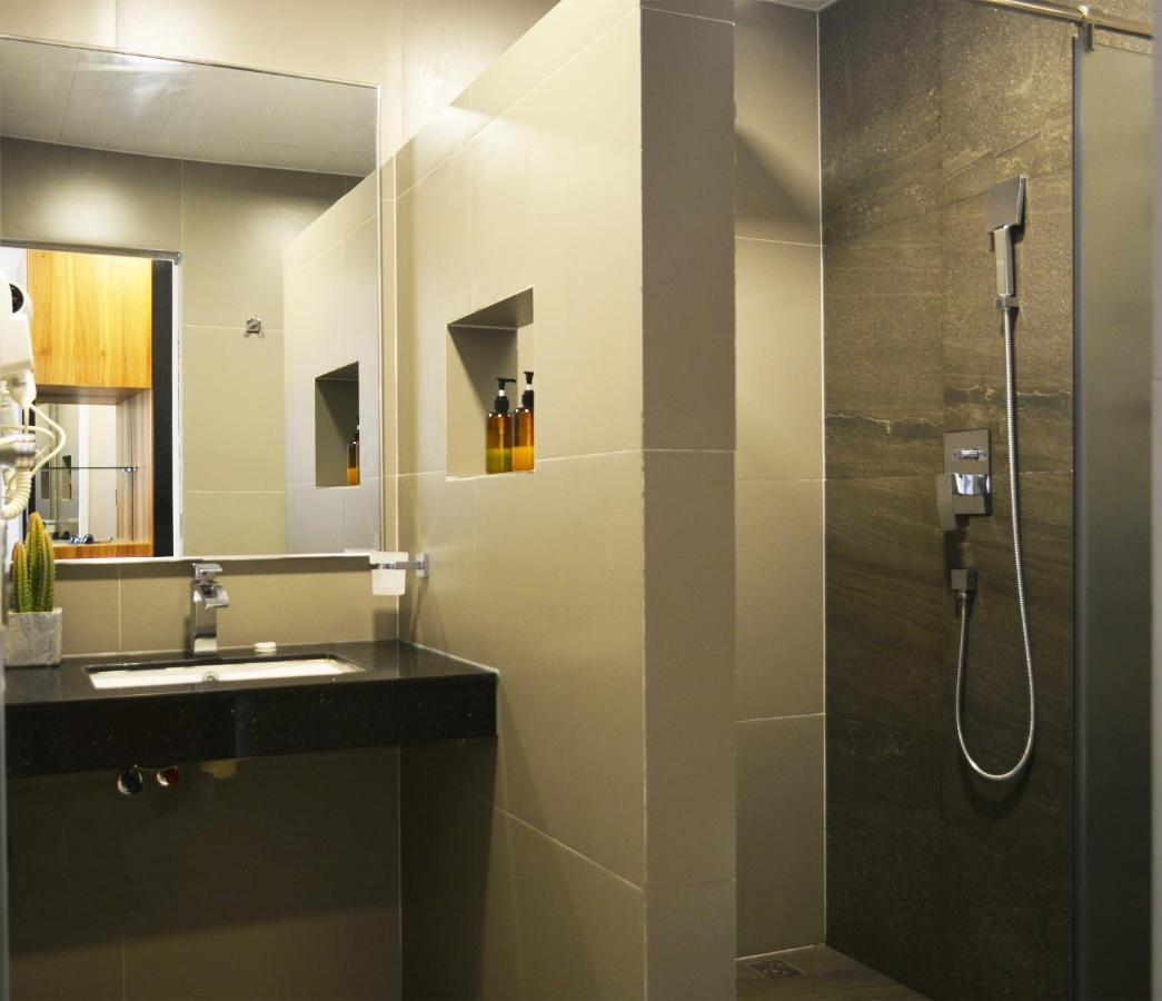 Triton Prestige Seaview And Spa Maafushi Kültér fotó