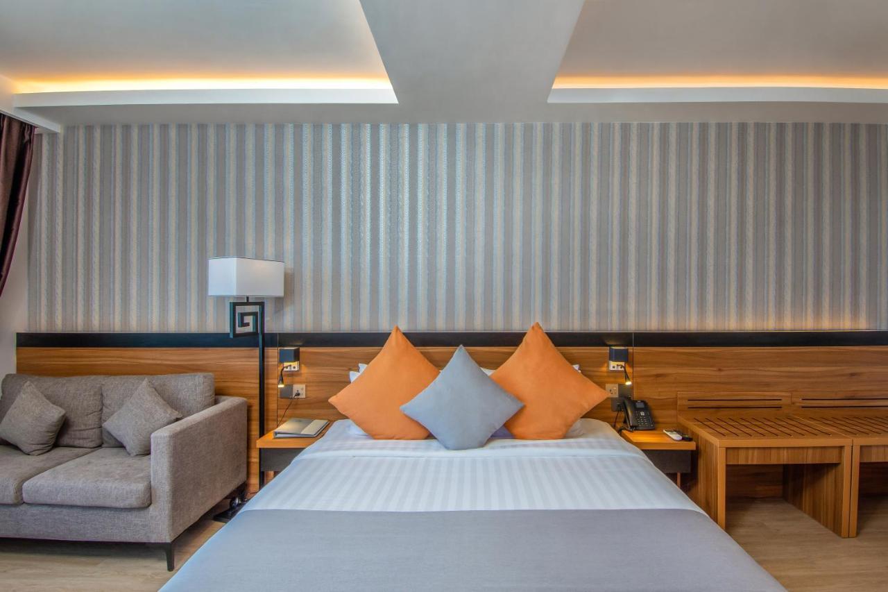 Triton Prestige Seaview And Spa Maafushi Kültér fotó